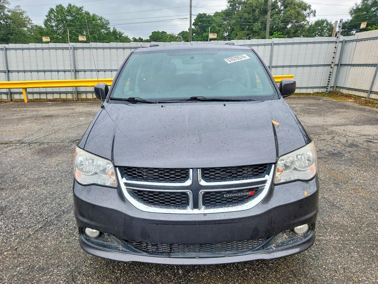 2017 DODGE GRAND CARAVAN SXT — Фото 5 из 13