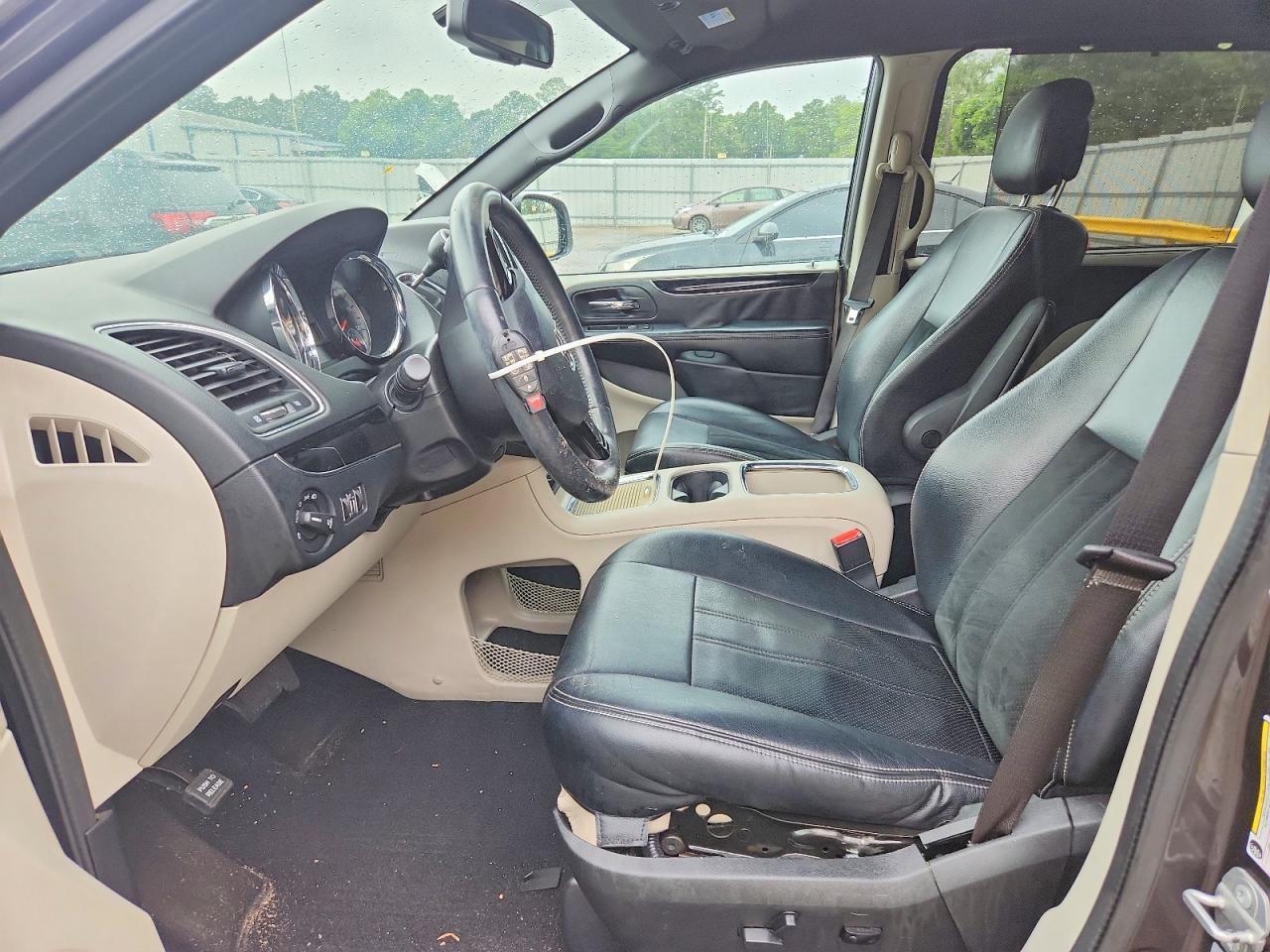 2017 DODGE GRAND CARAVAN SXT — Фото 7 из 13