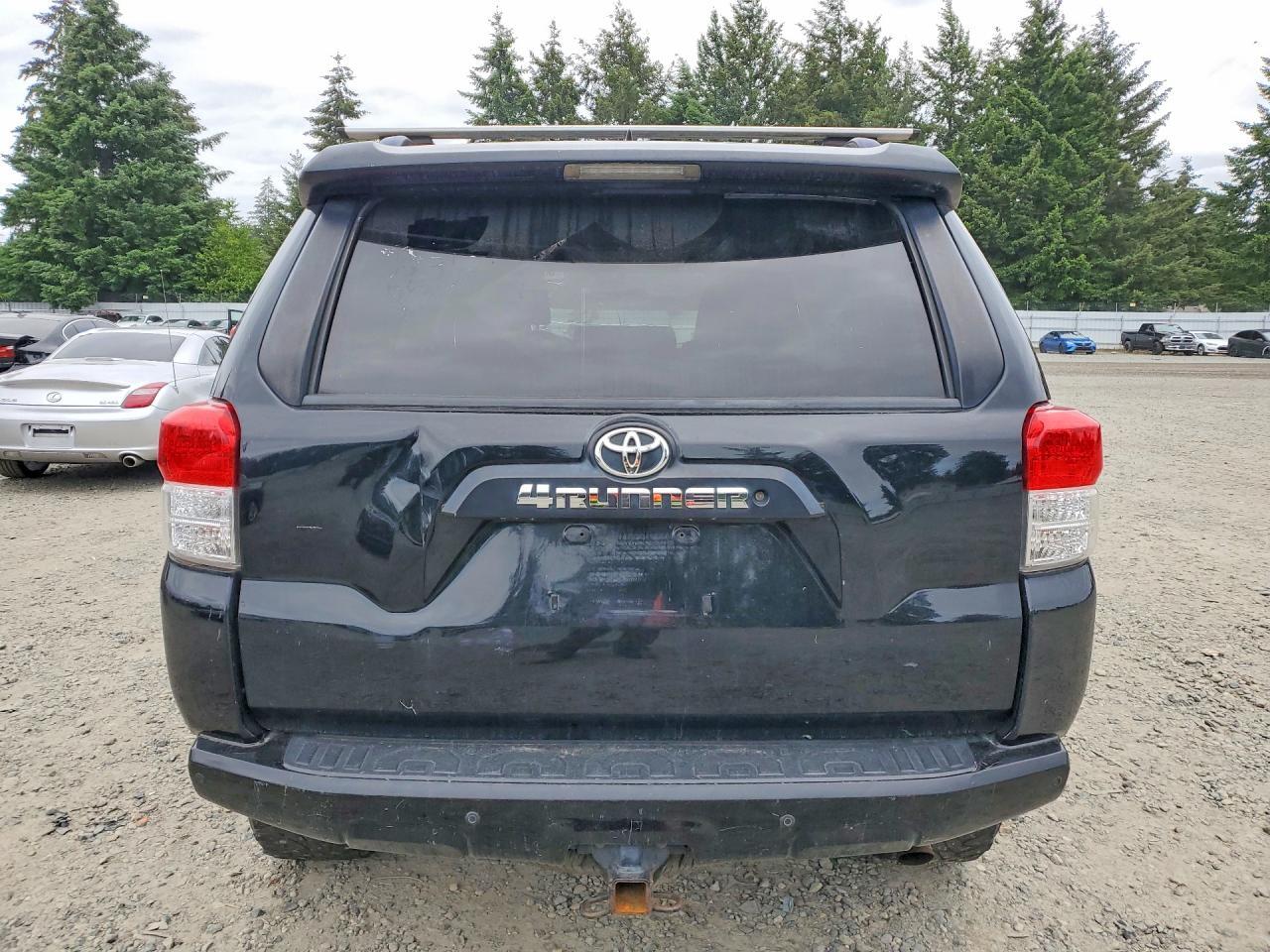 2013 TOYOTA 4RUNNER SR5 — Фото 6 из 12