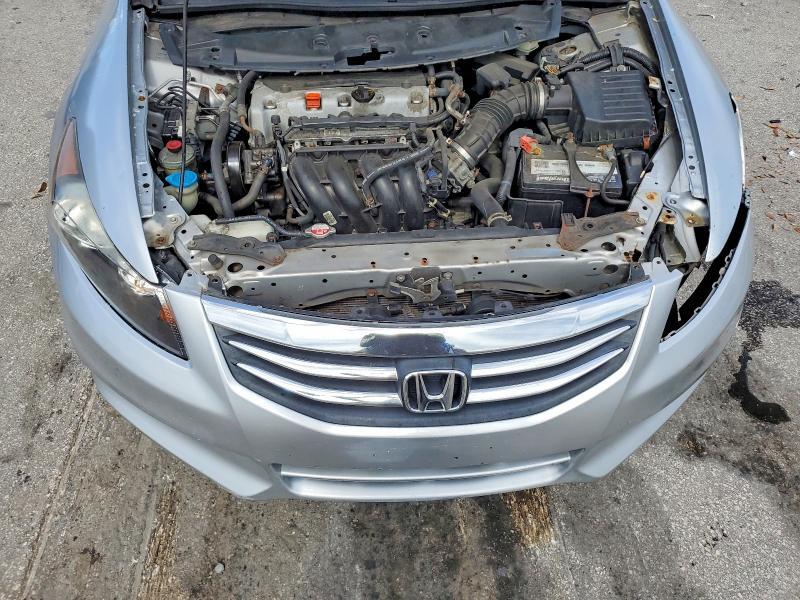 2011 HONDA ACCORD SE — Фото 11 из 12