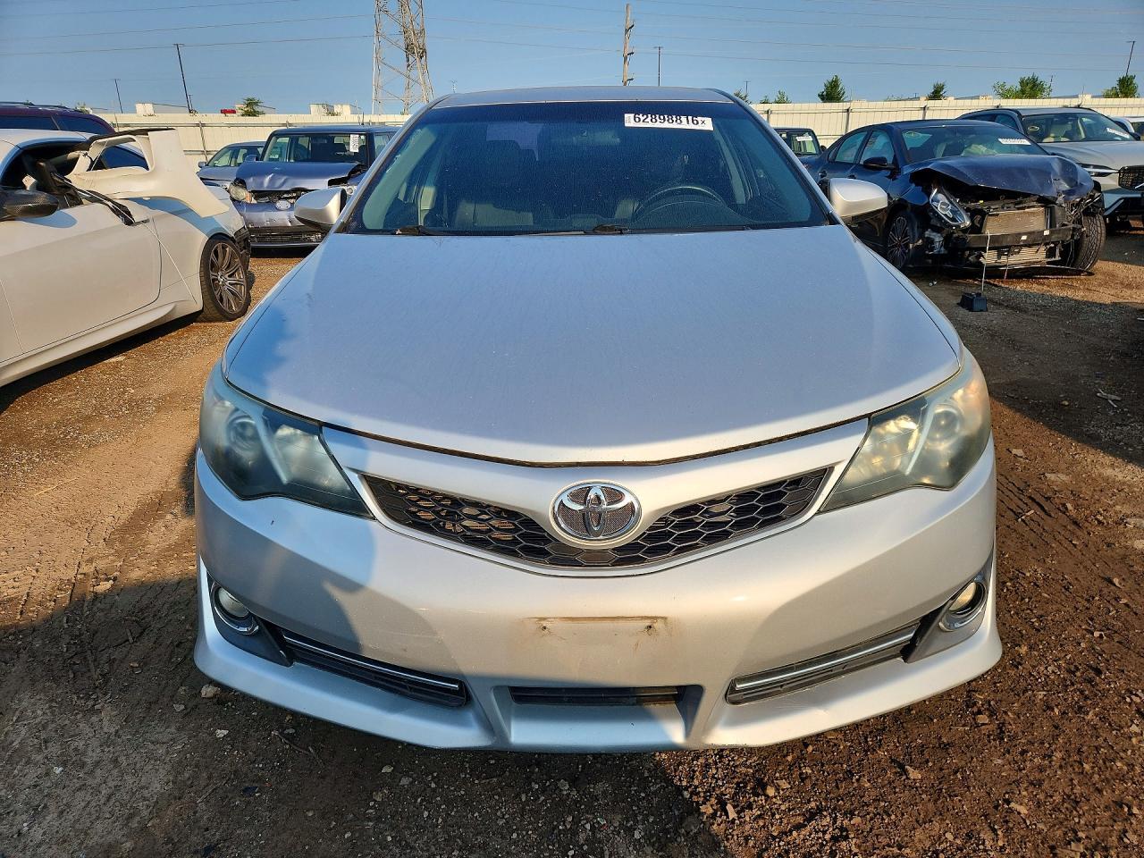 2013 TOYOTA CAMRY SE — Фото 5 из 12