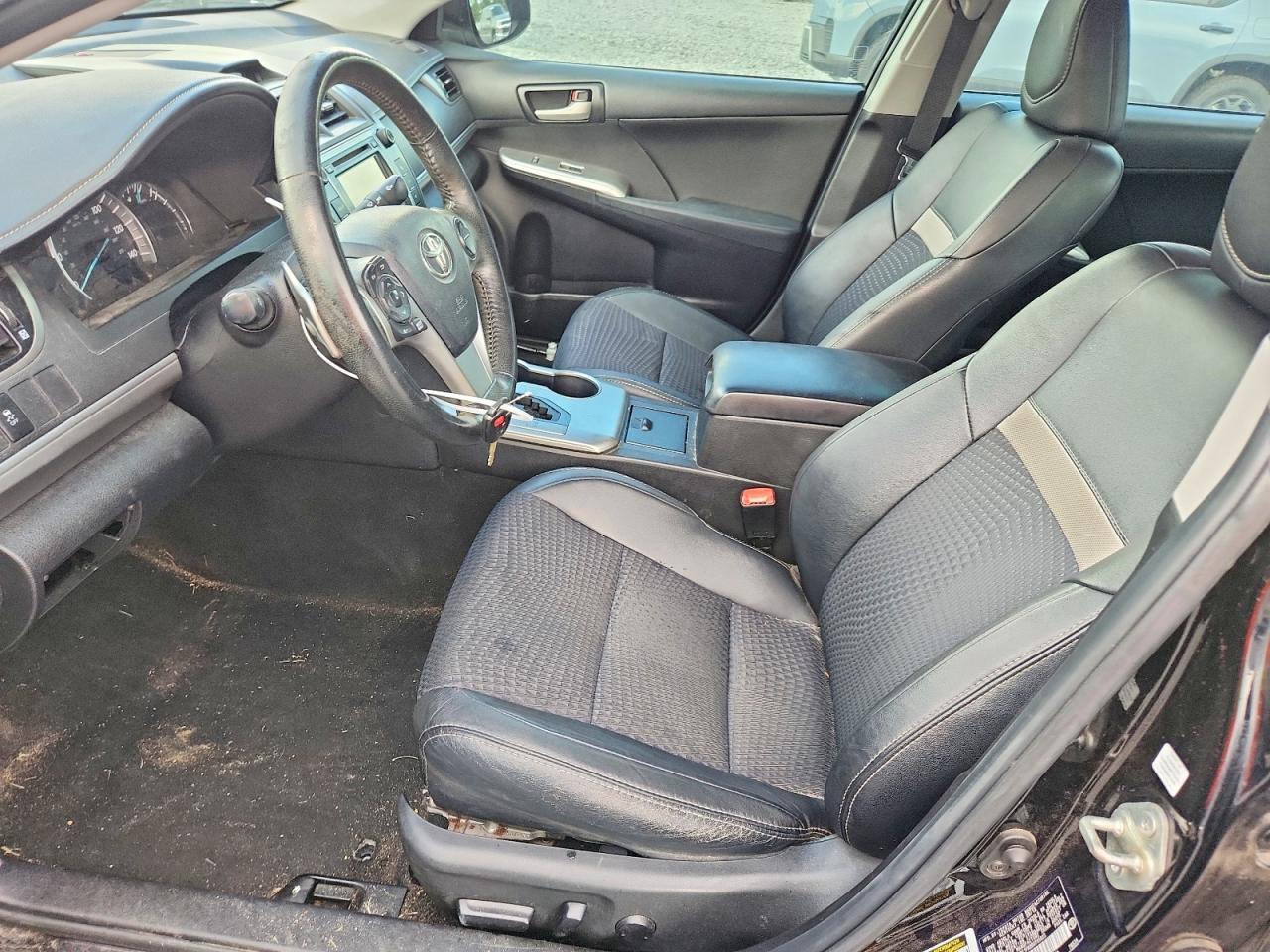 2013 TOYOTA CAMRY SE — Фото 7 из 13