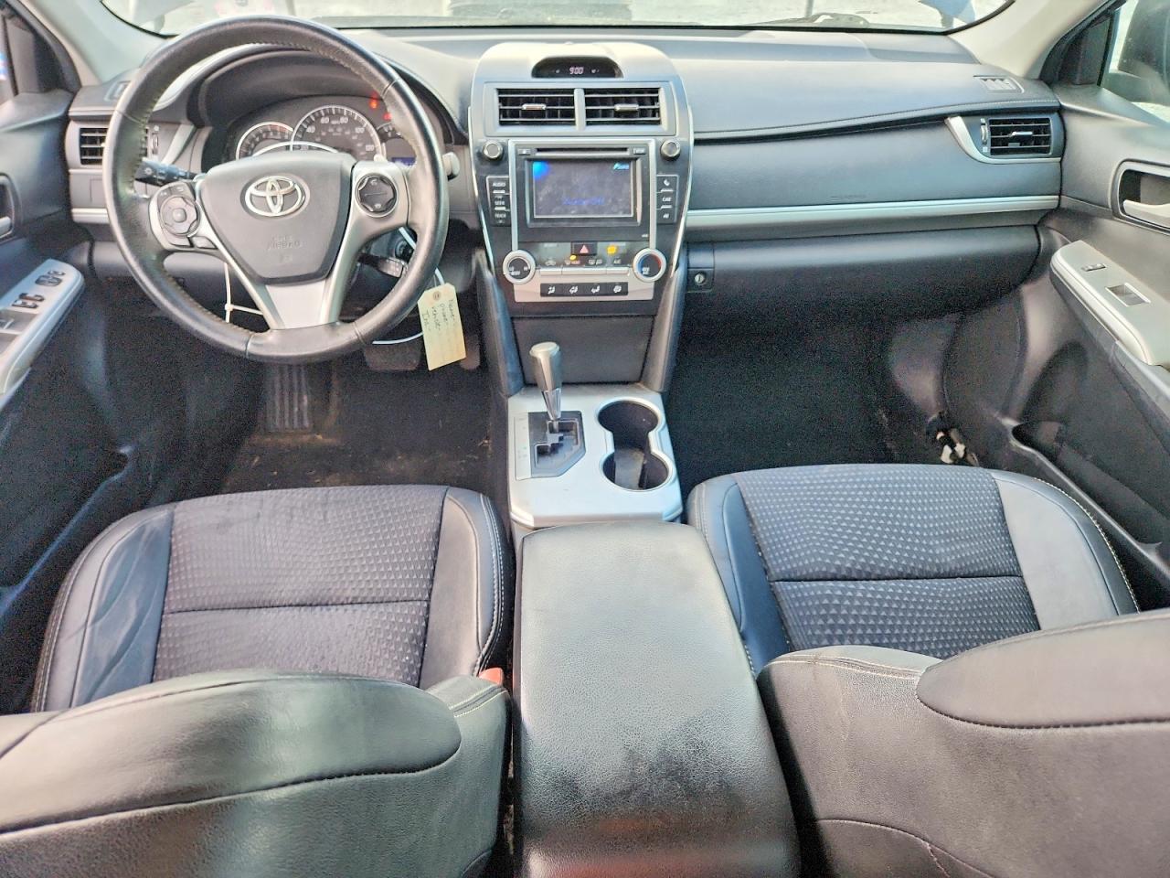 2013 TOYOTA CAMRY SE — Фото 8 из 13
