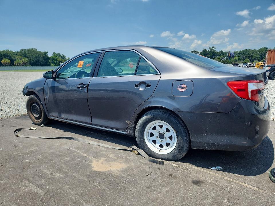 4T1BF1FK5DU226843 2013 TOYOTA CAMRY photo no. 2