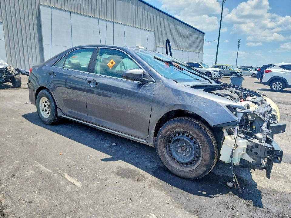 4T1BF1FK5DU226843 2013 TOYOTA CAMRY photo no. 4
