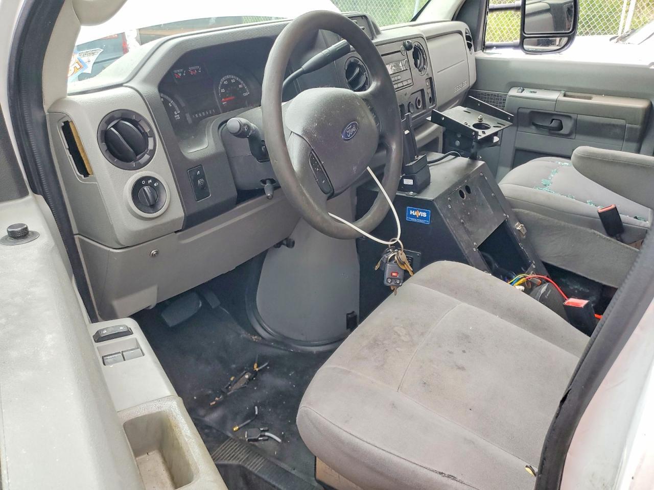 2017 FORD ECONOLINE E450 SD  AMBULANCE — Фото 8 из 12