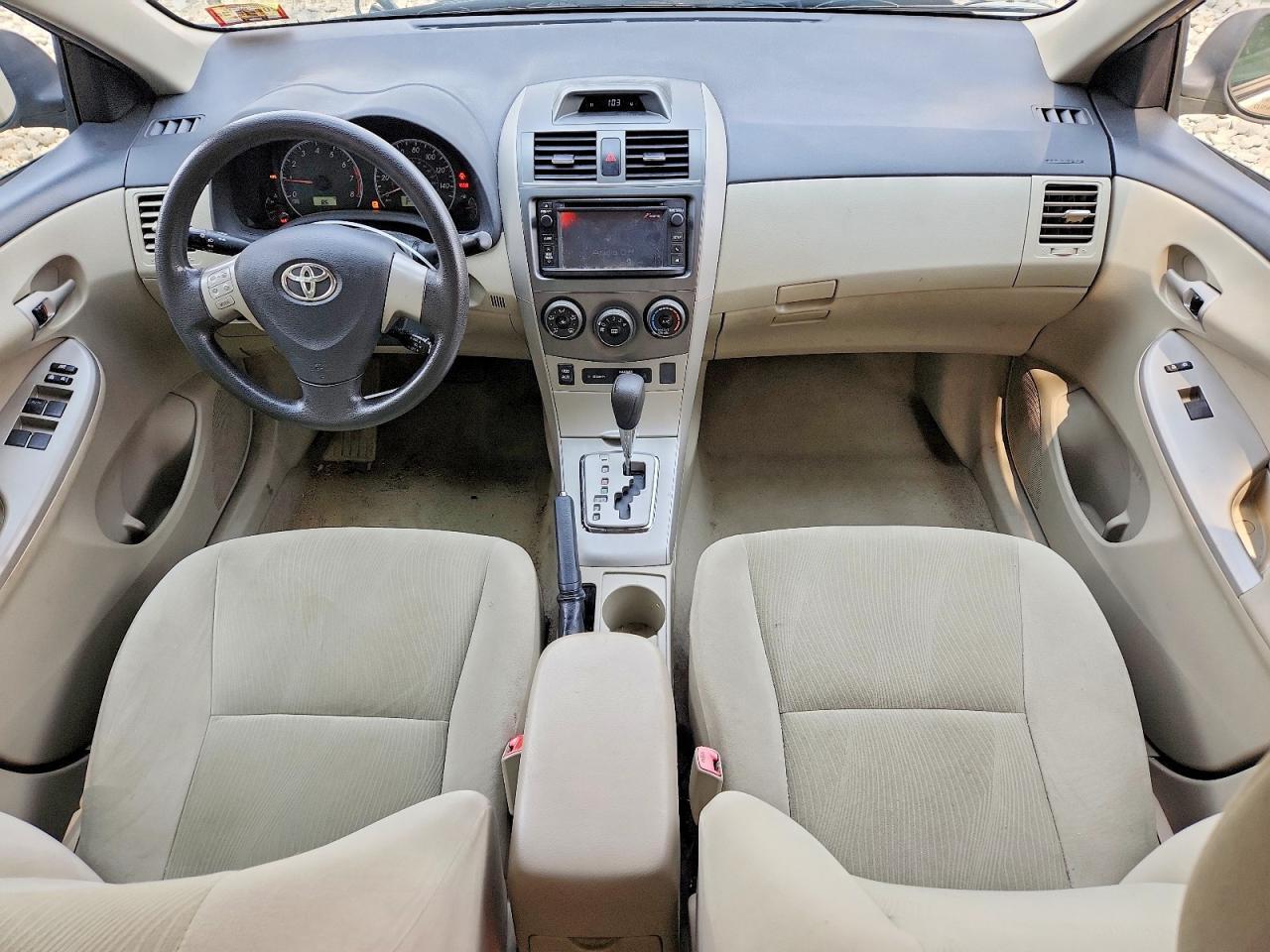 2013 TOYOTA COROLLA LE — Фото 8 из 12