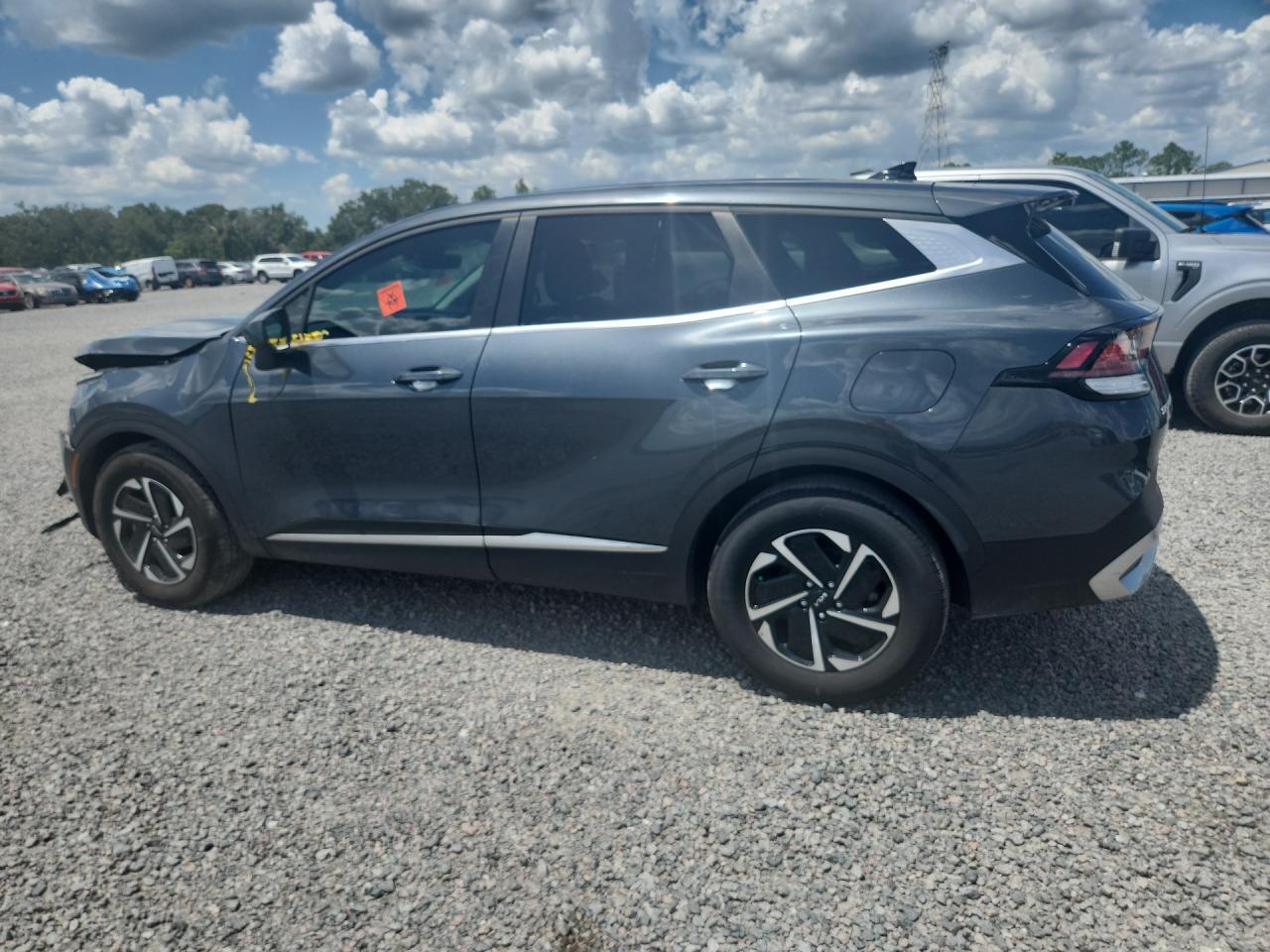 2025 KIA SPORTAGE LX — Фото 2 из 13