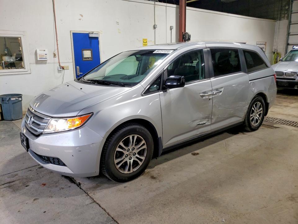 2011 HONDA ODYSSEY 5FNRL5H63BB058550