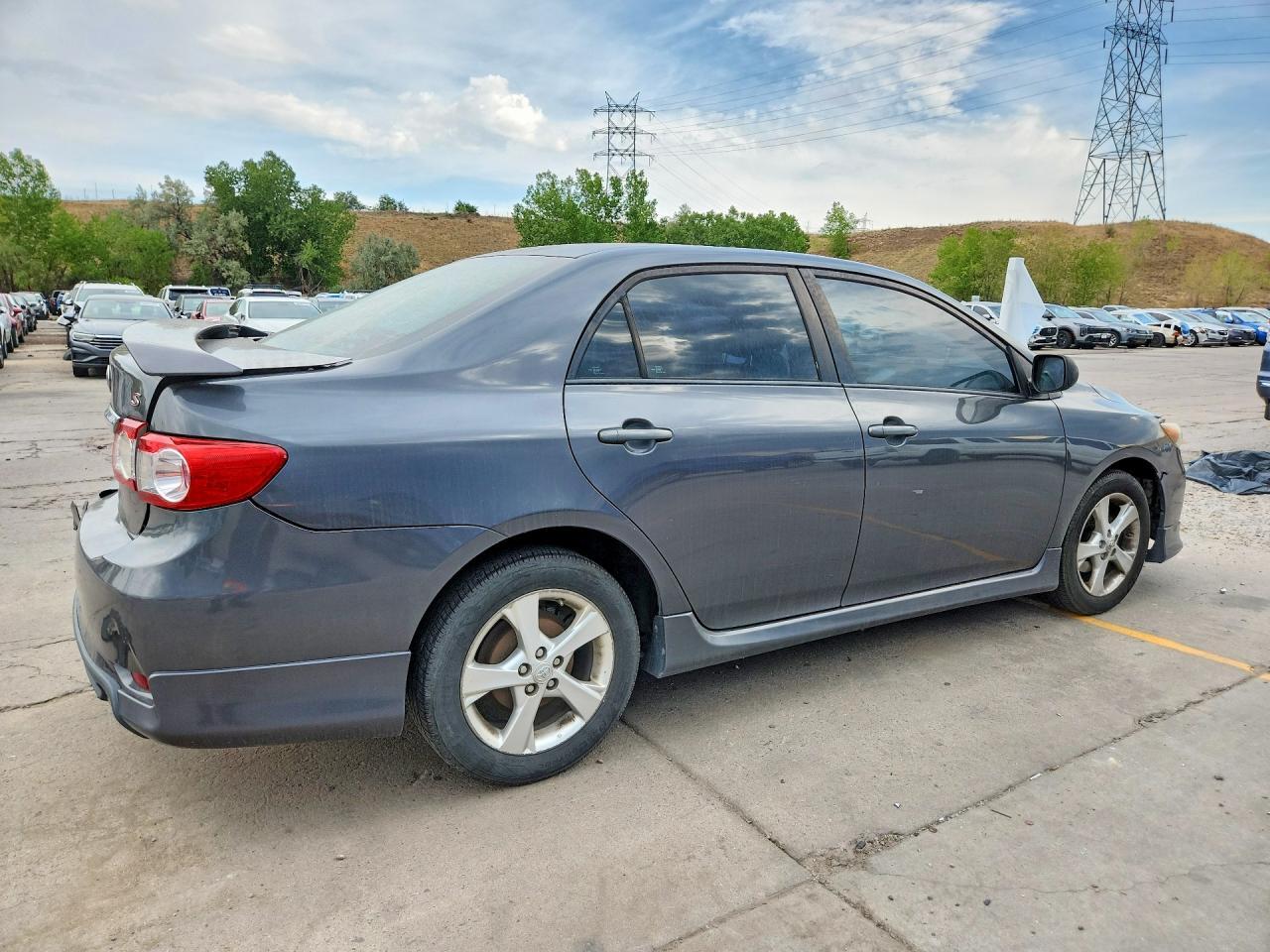 2013 TOYOTA COROLLA S — Фото 3 из 12