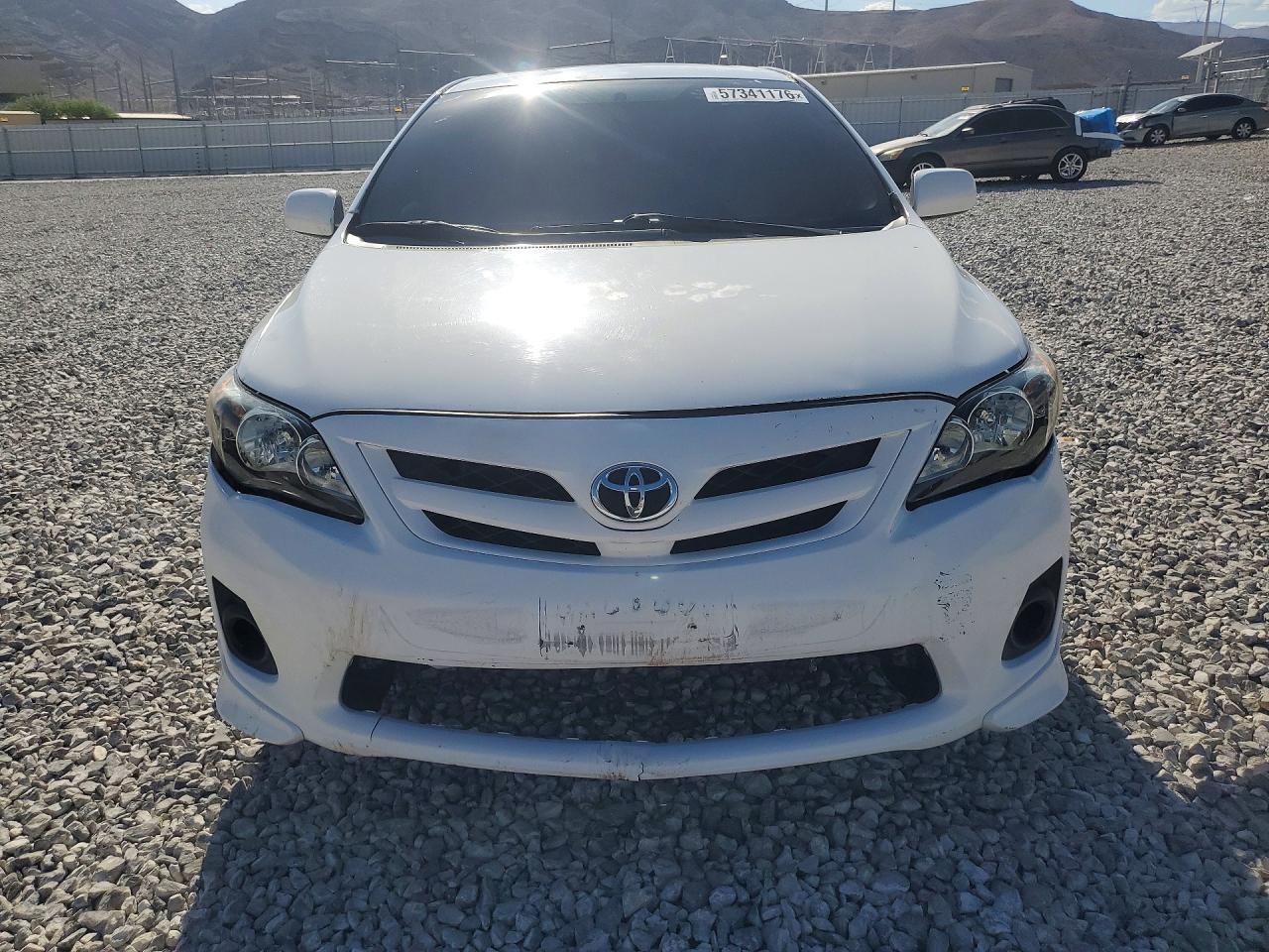 5YFBU4EE7DP089716 2013 TOYOTA COROLLA photo no. 5
