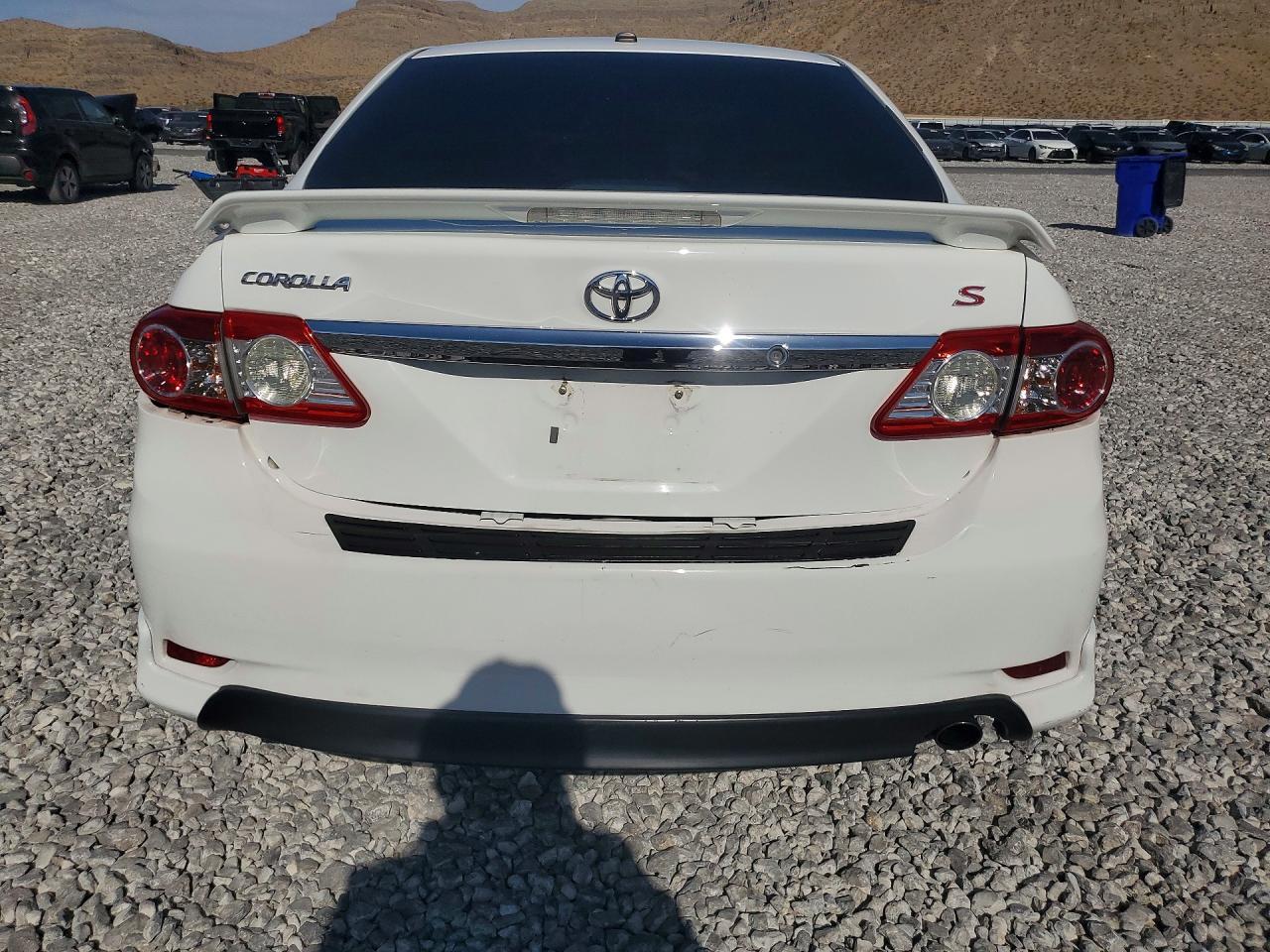 5YFBU4EE7DP089716 2013 TOYOTA COROLLA photo no. 6
