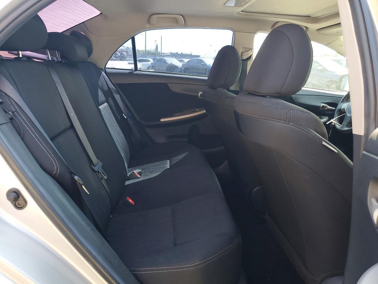 2013 TOYOTA COROLLA S — Фото 10 из 12