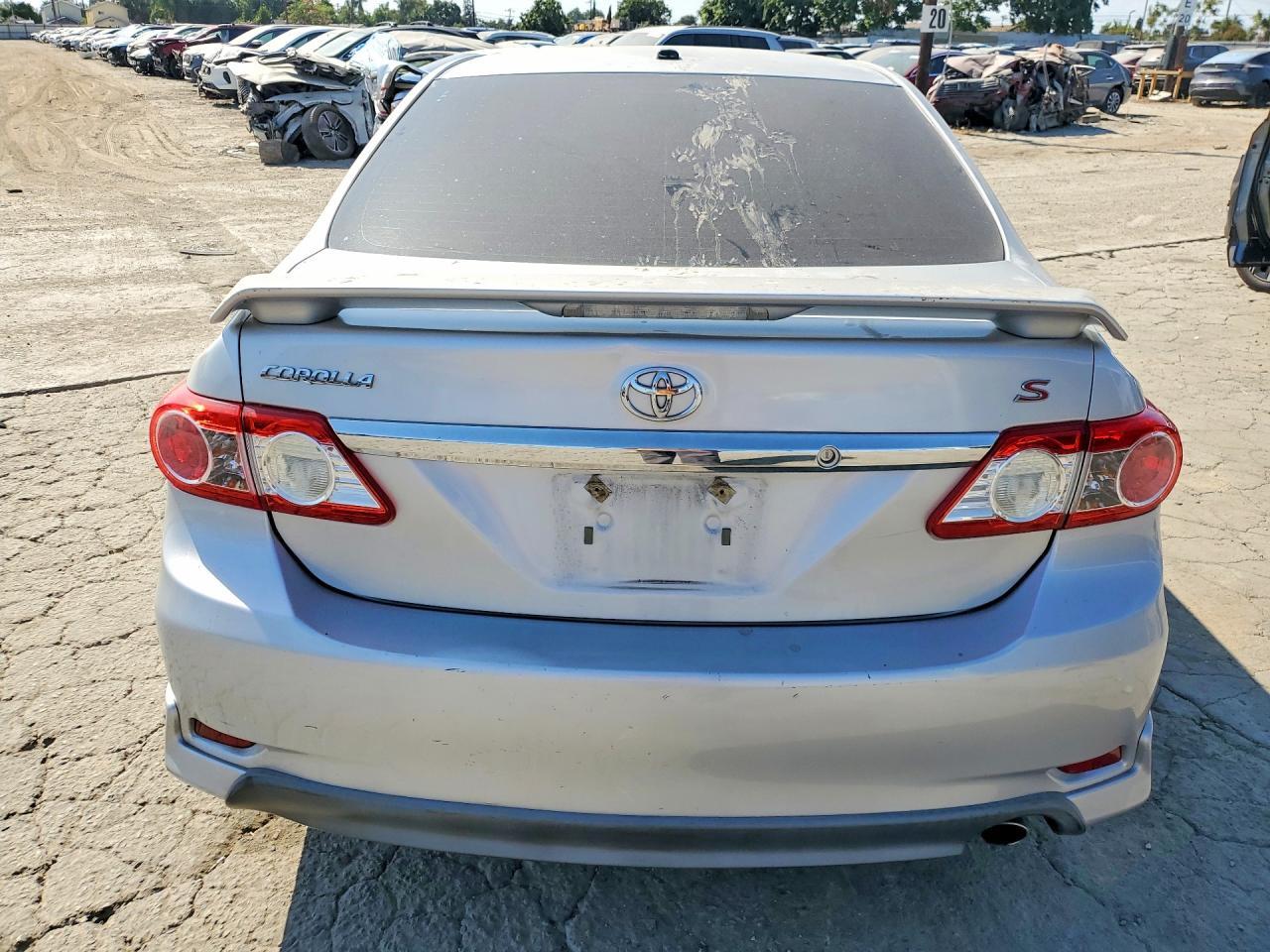 2013 TOYOTA COROLLA S — Фото 6 из 12