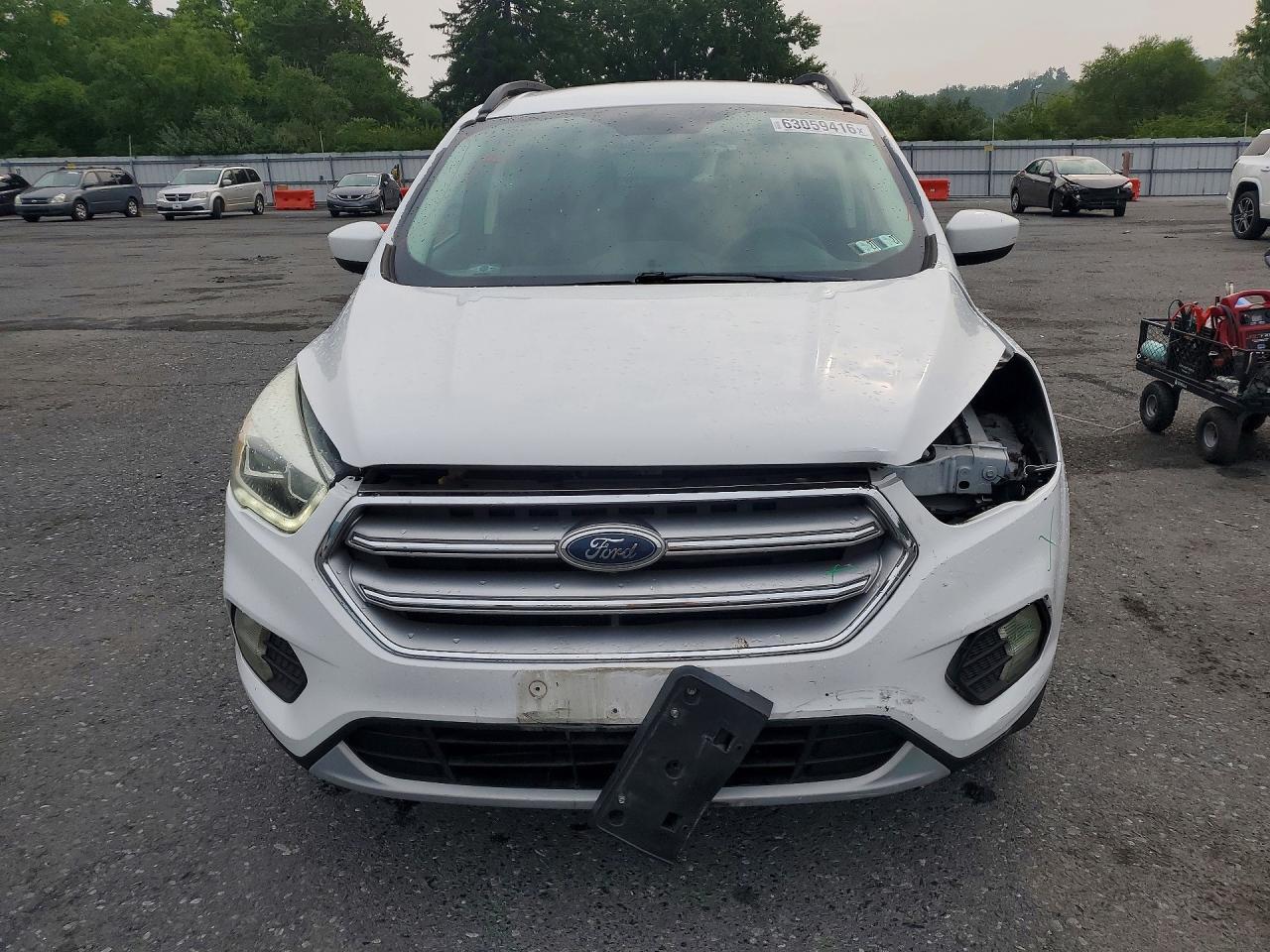 2017 FORD ESCAPE SE — Фото 5 из 13