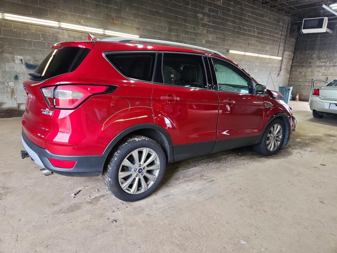 2017 FORD ESCAPE TITANIUM — Фото 3 из 14