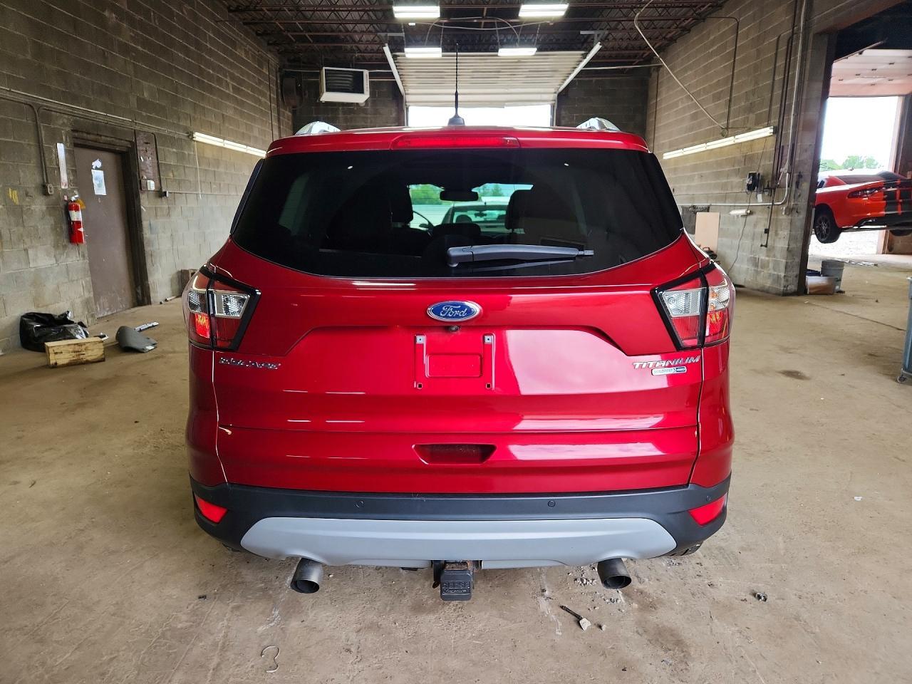 2017 FORD ESCAPE TITANIUM — Фото 6 из 14