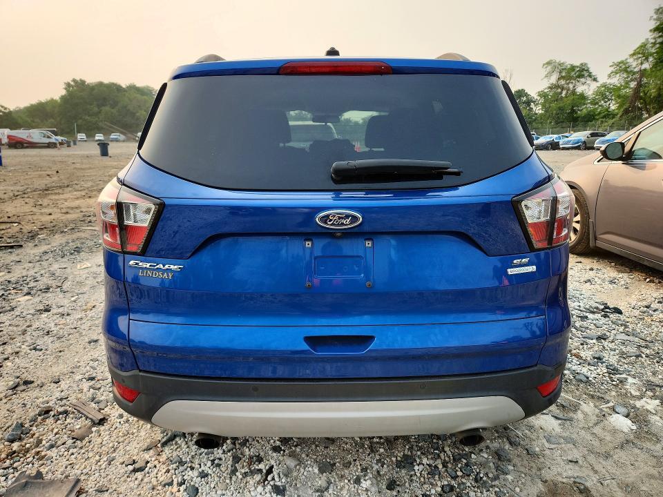 2017 FORD ESCAPE SE — Фото 6 из 13