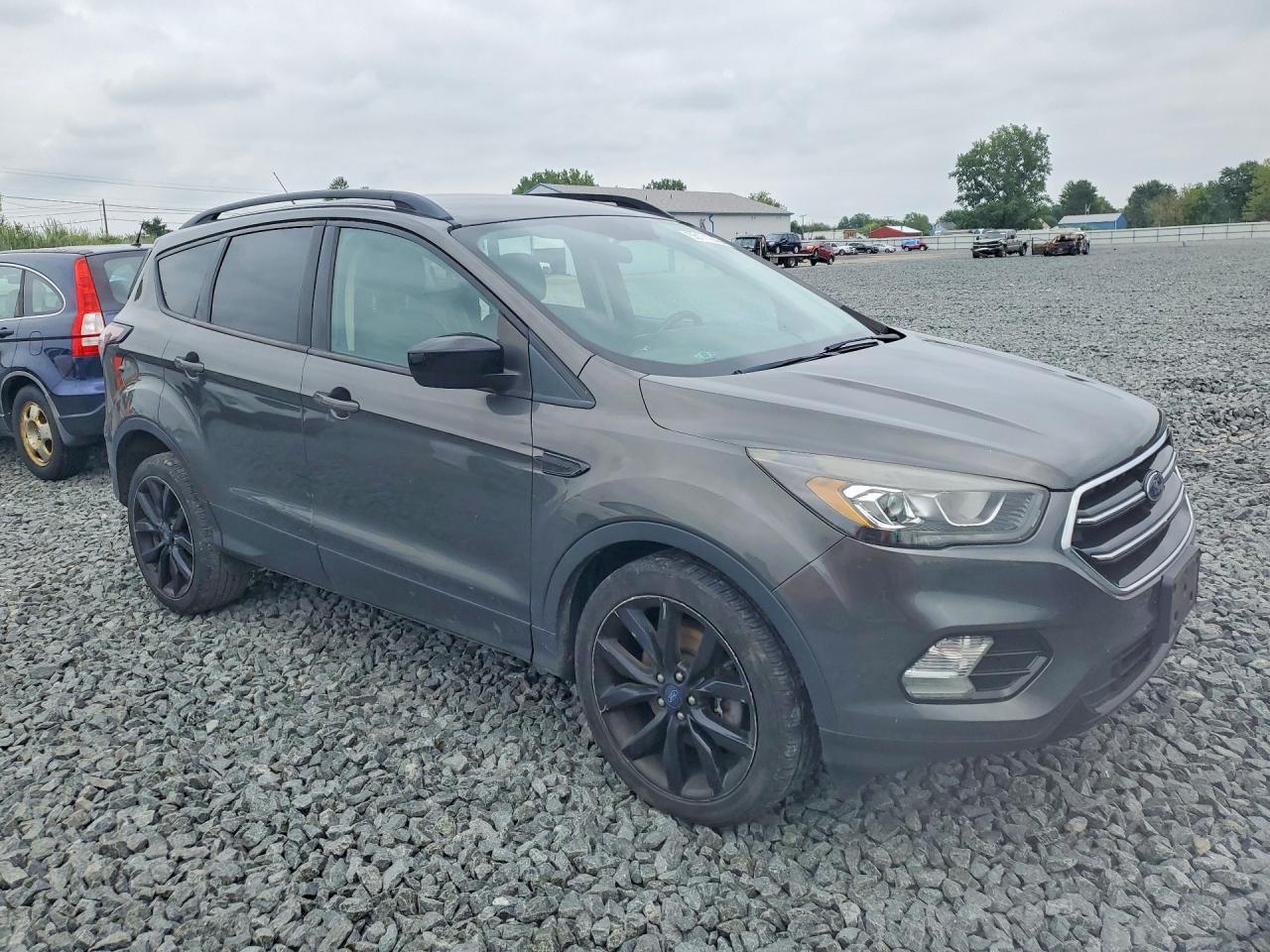 2017 FORD ESCAPE SE — Фото 4 из 13