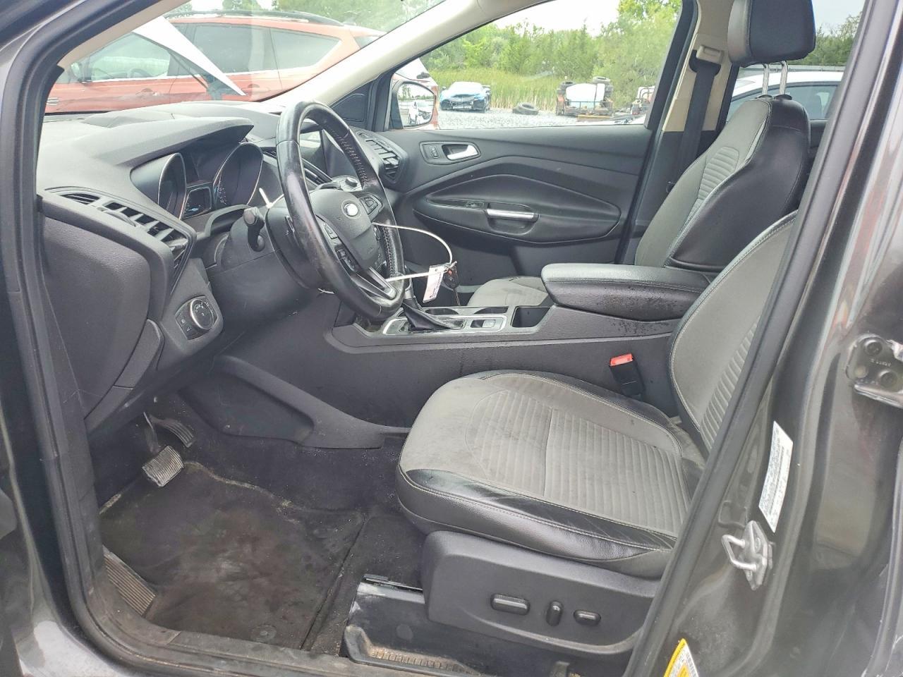 2017 FORD ESCAPE SE — Фото 7 из 13