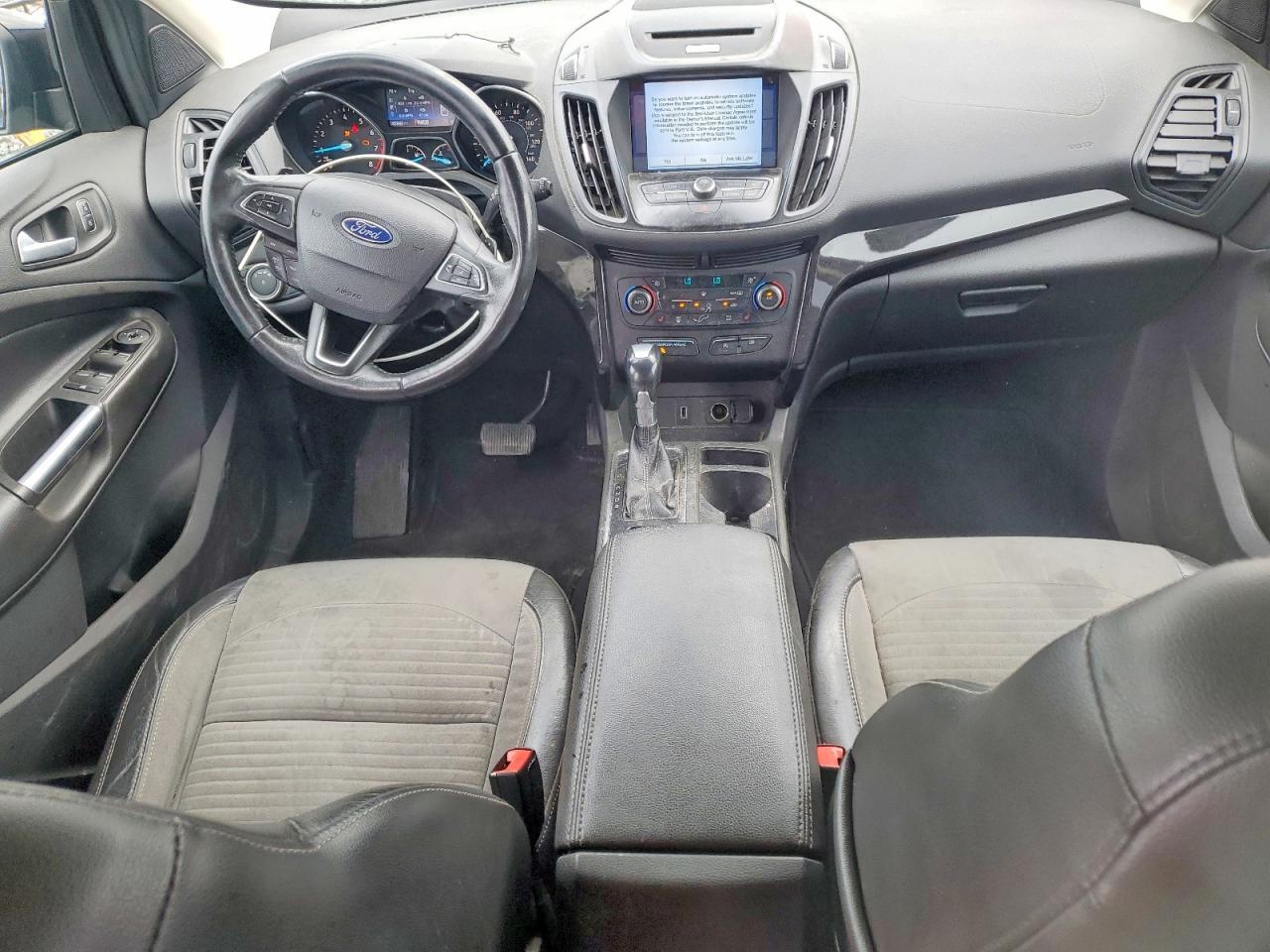 2017 FORD ESCAPE SE — Фото 8 из 13