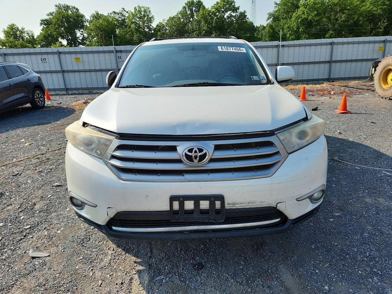 5TDBK3EH8DS254884 2013 TOYOTA HIGHLANDER photo no. 5