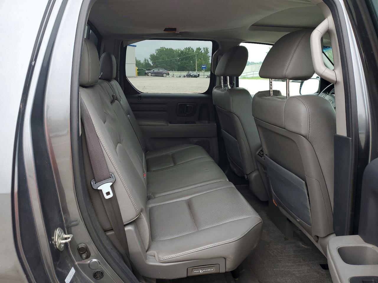 2011 HONDA RIDGELINE RTL — Фото 10 из 12