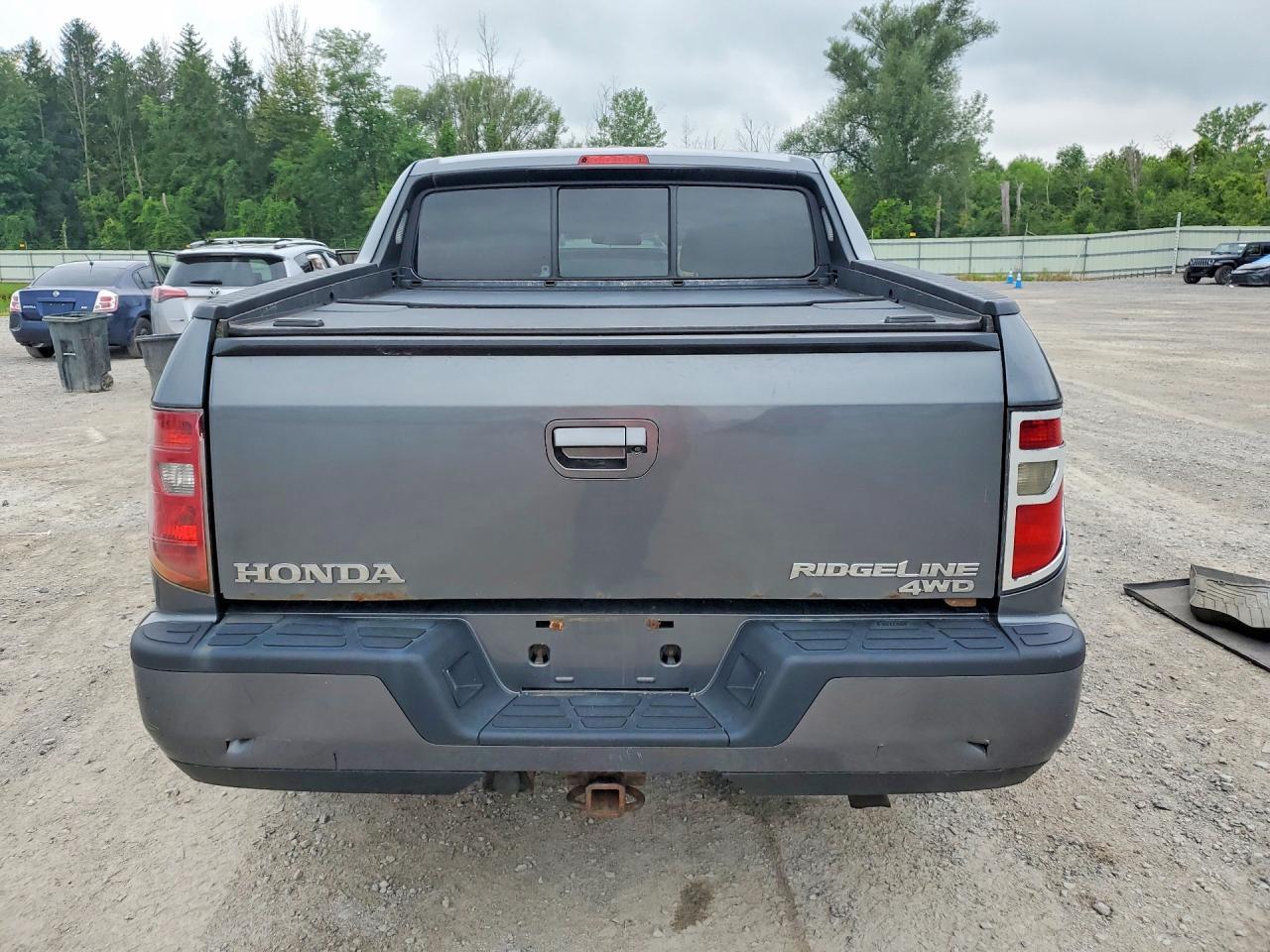2011 HONDA RIDGELINE RTL — Фото 6 из 12