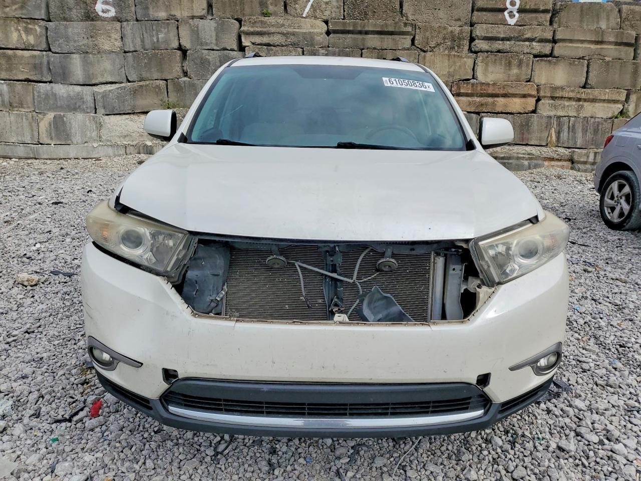 5TDBK3EH5DS245284 2013 TOYOTA HIGHLANDER photo no. 5