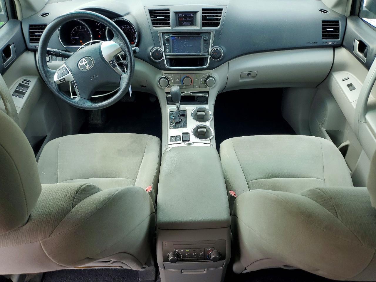 5TDBK3EH5DS245284 2013 TOYOTA HIGHLANDER photo no. 8