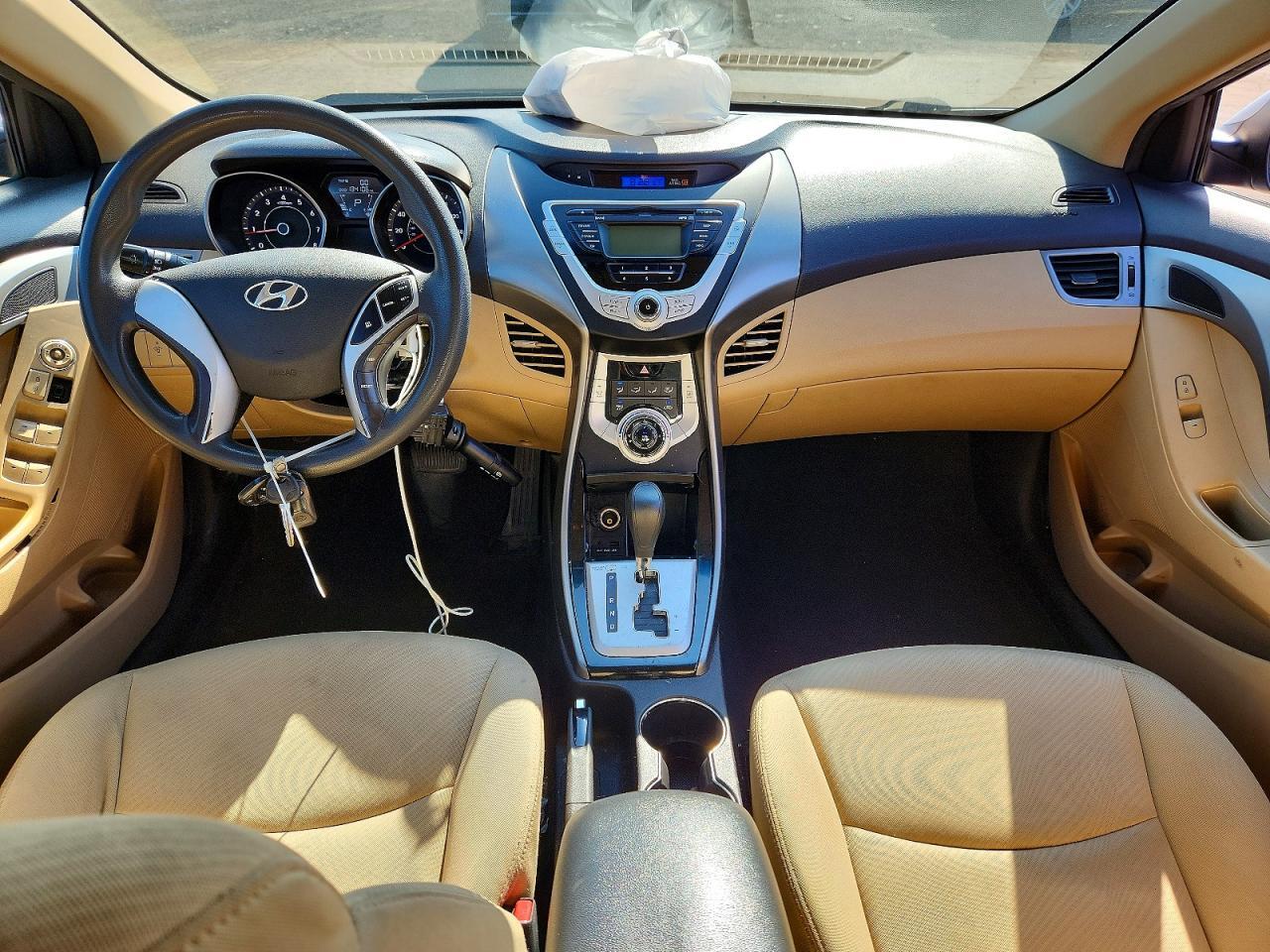 2011 HYUNDAI ELANTRA GLS — Фото 8 из 12