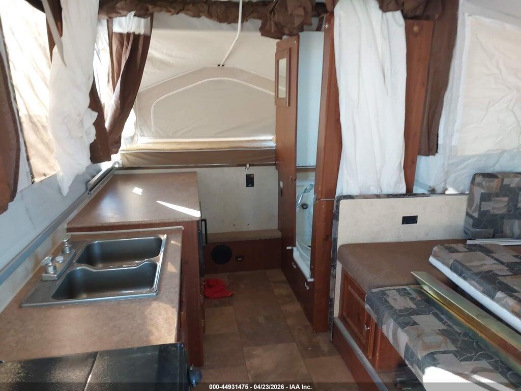 4X4CFSU15DD169269 2013 FLAGSTAFF HIGH WALL POPUP TRAILER photo no. 5