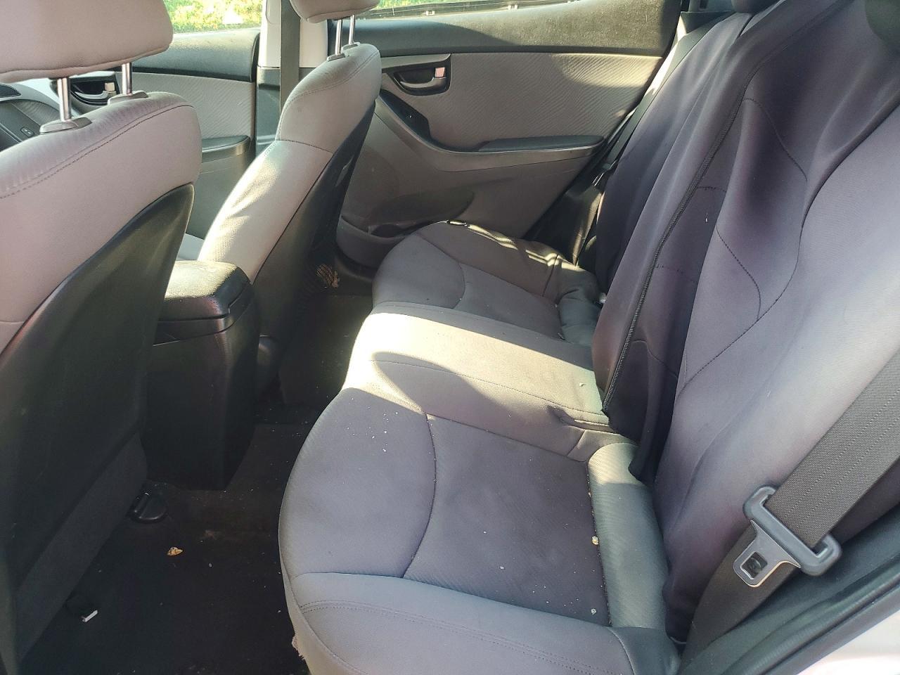 2011 HYUNDAI ELANTRA GLS — Фото 10 из 13