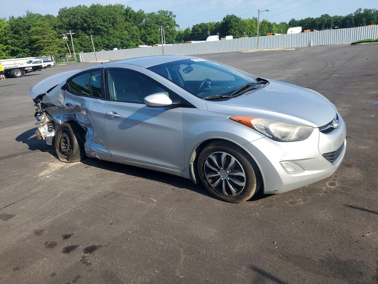 2011 HYUNDAI ELANTRA GLS — Фото 4 из 13
