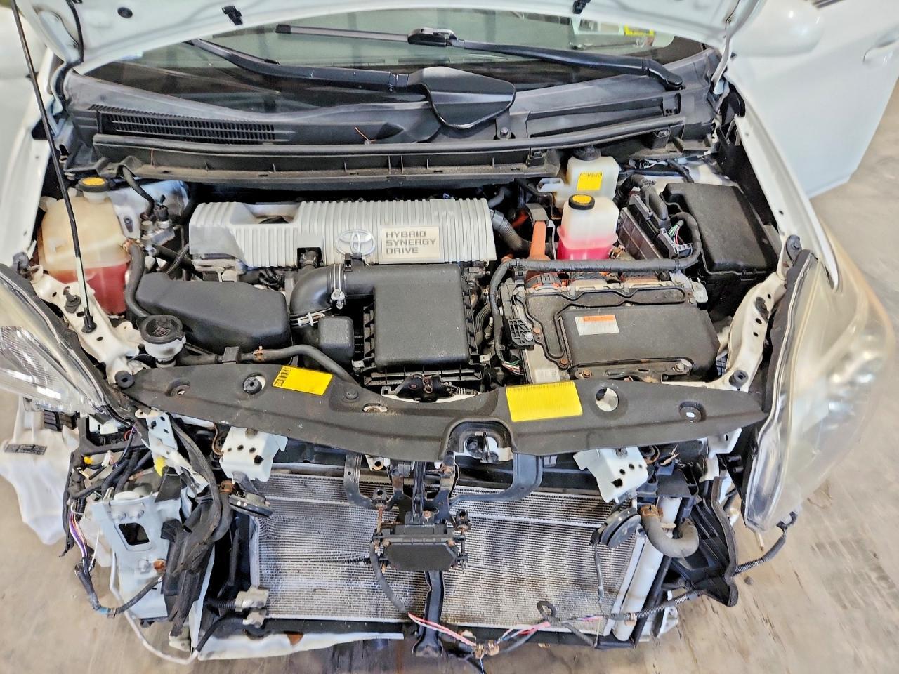 2013 TOYOTA PRIUS FIVE — Фото 11 из 13