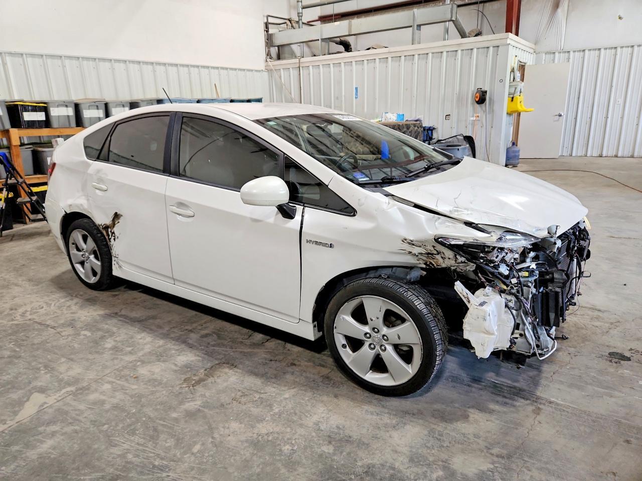 2013 TOYOTA PRIUS FIVE — Фото 4 из 13
