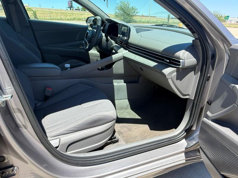 2021 HYUNDAI ELANTRA SEL — Фото 5 из 10