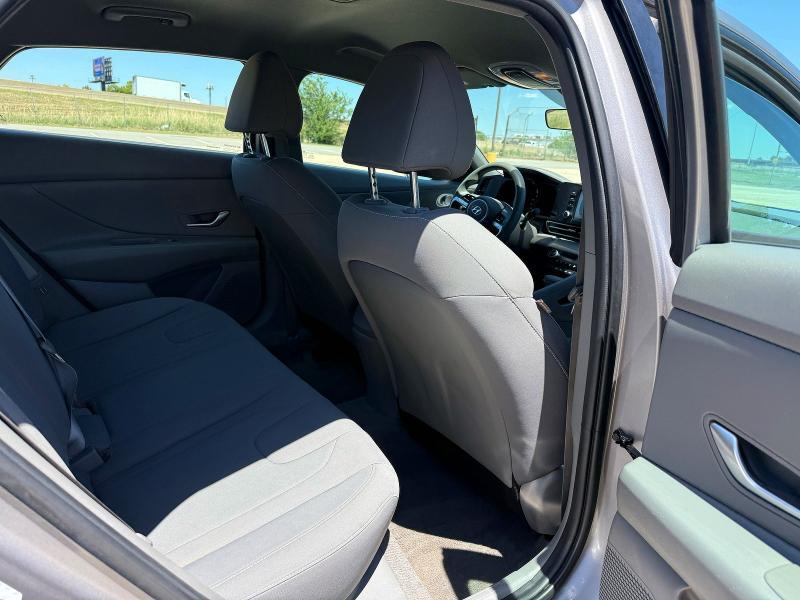 2021 HYUNDAI ELANTRA SEL — Фото 6 из 10