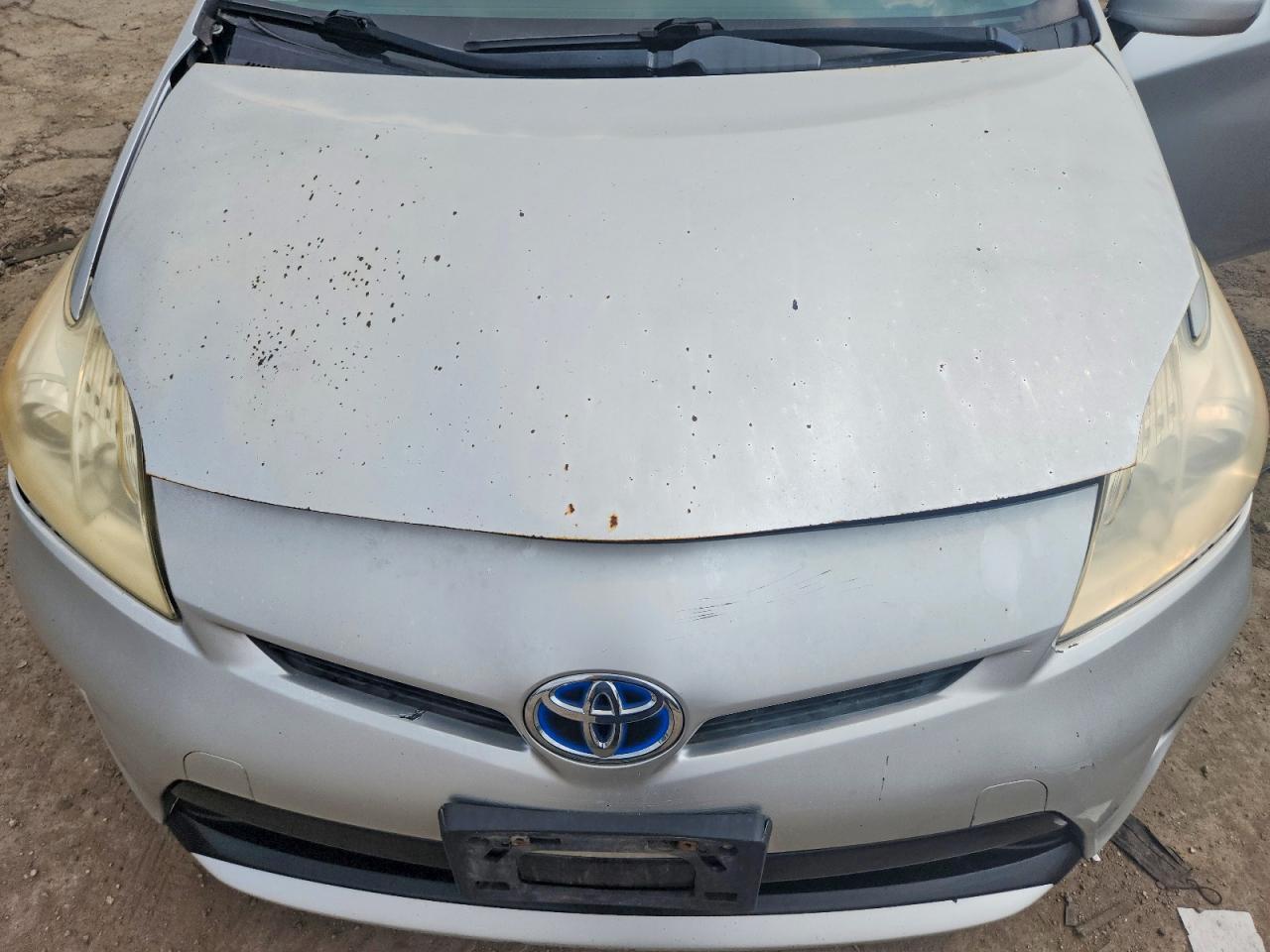 2013 TOYOTA PRIUS THREE — Фото 11 из 12