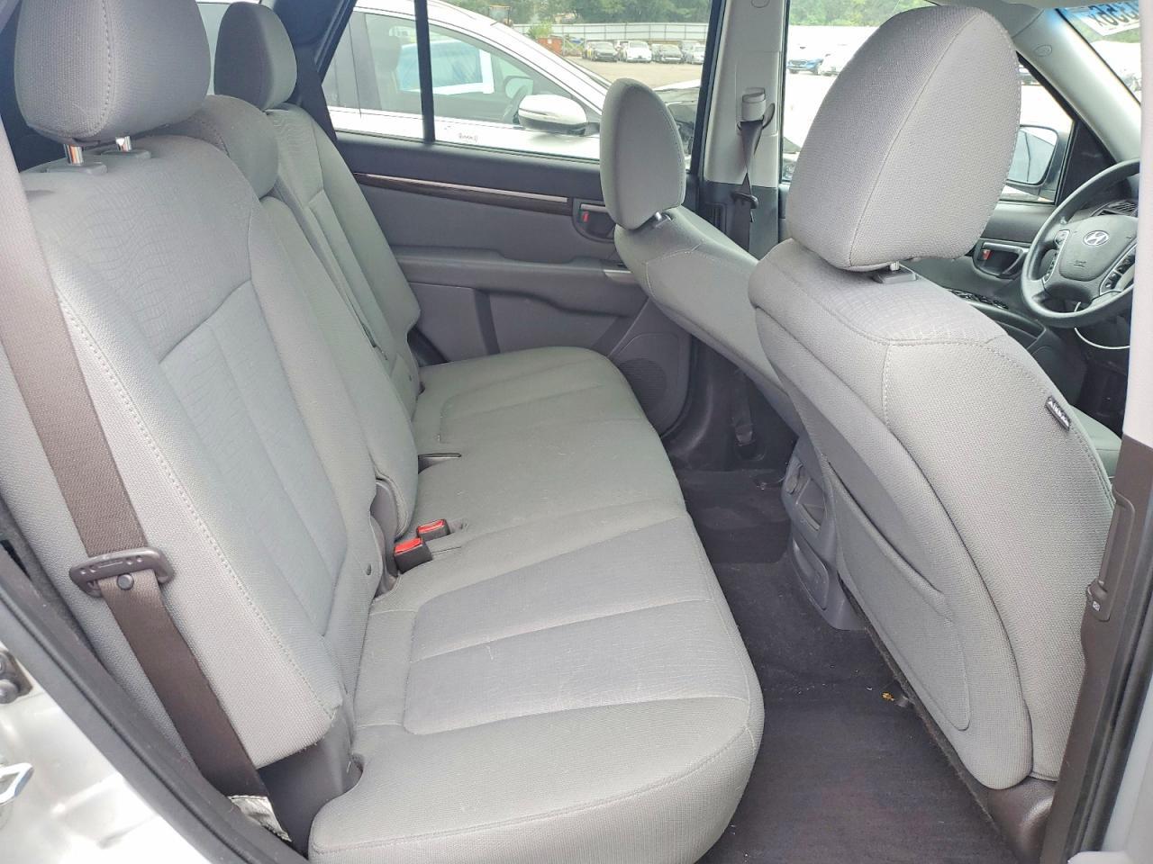2011 HYUNDAI SANTA FE GLS — Фото 10 из 12