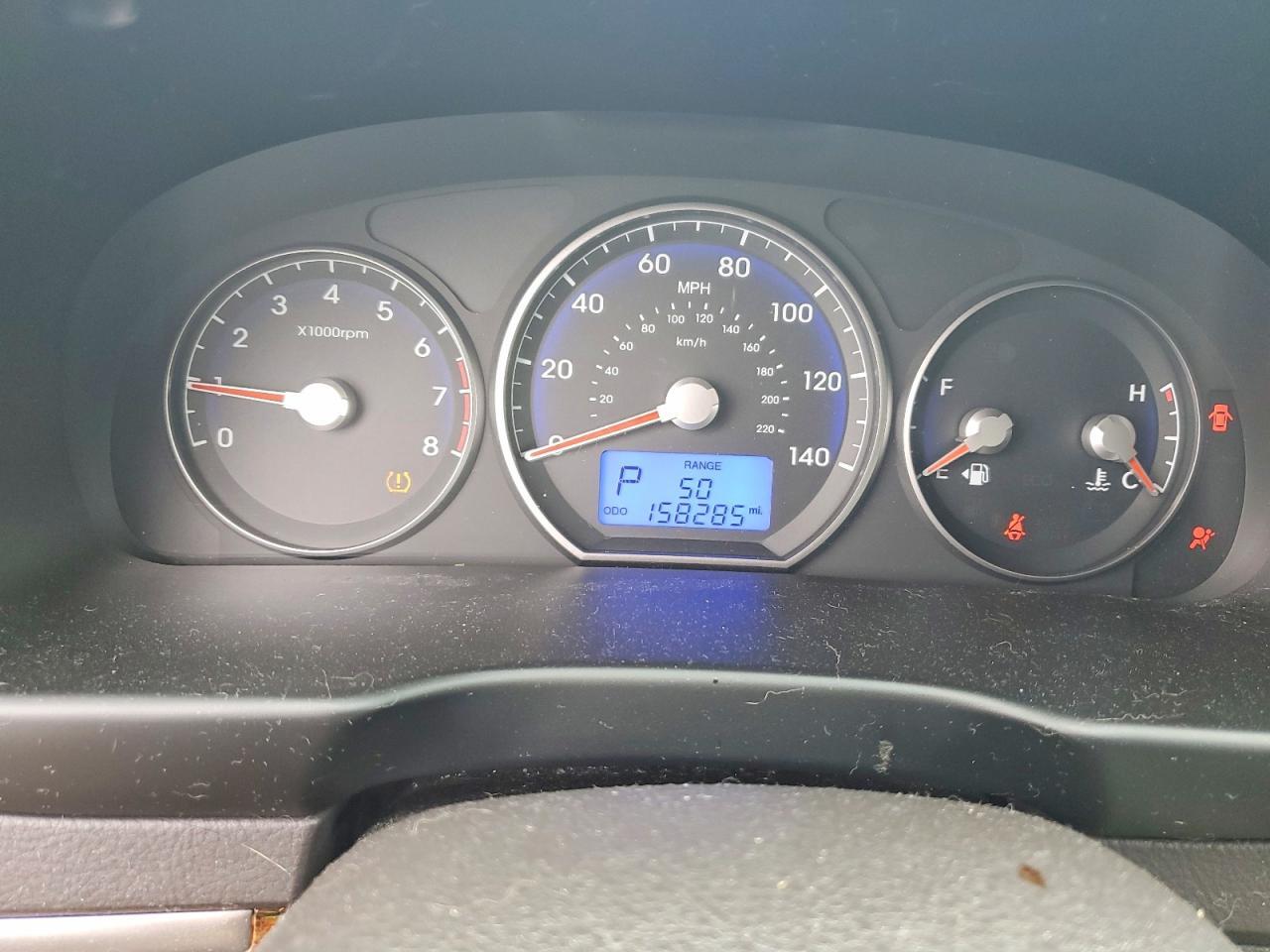 2011 HYUNDAI SANTA FE GLS — Фото 9 из 12