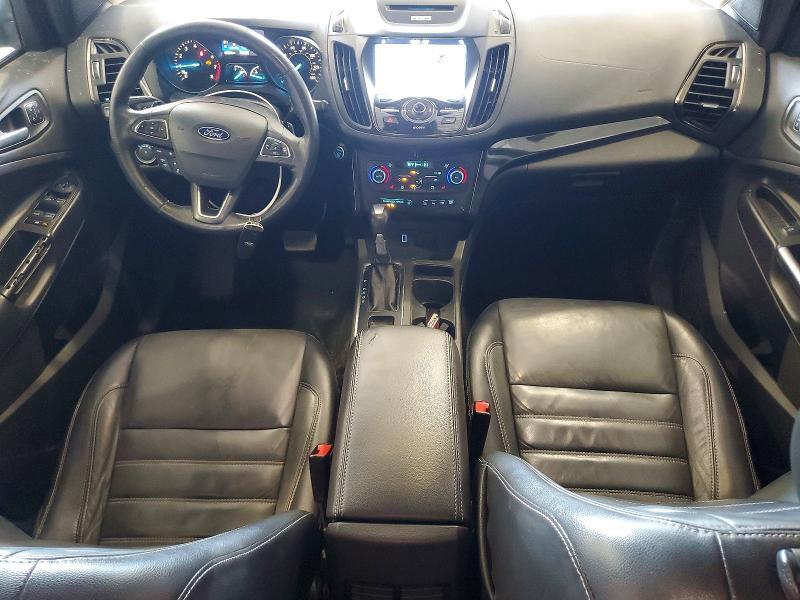 2017 FORD ESCAPE TITANIUM — Фото 8 из 13