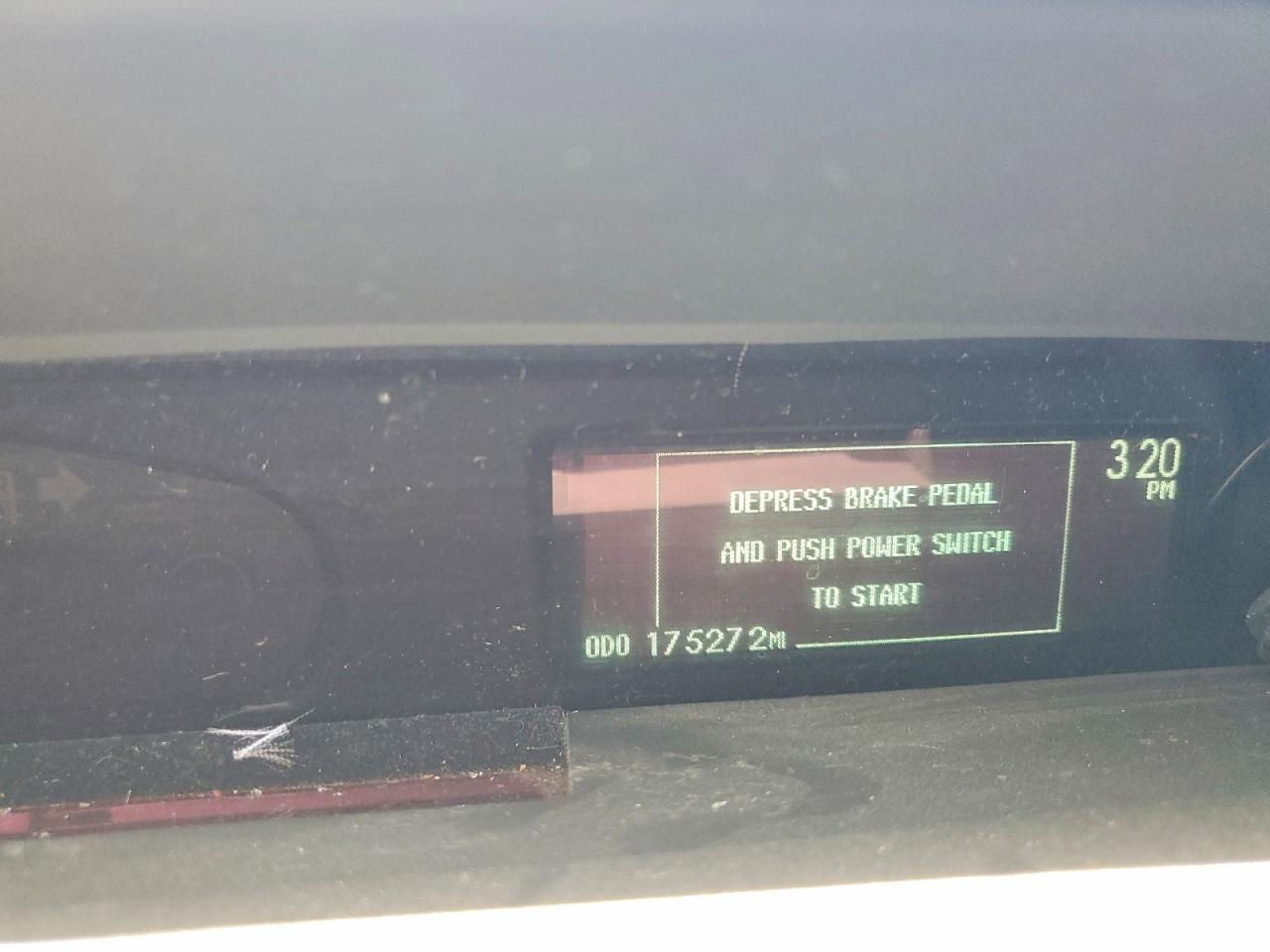 2013 TOYOTA PRIUS THREE — Фото 9 из 13