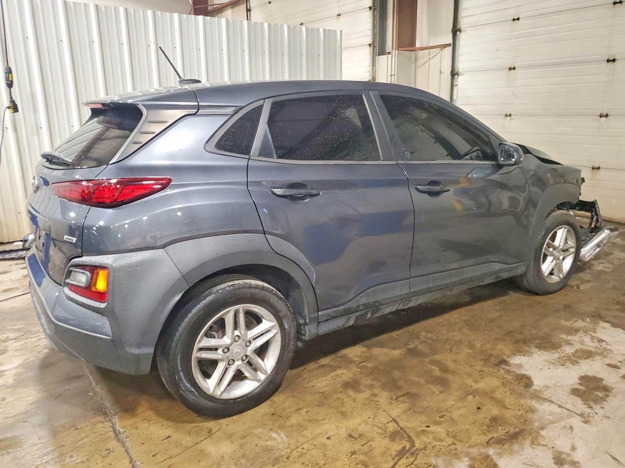 2021 HYUNDAI KONA SE — Фото 3 из 14