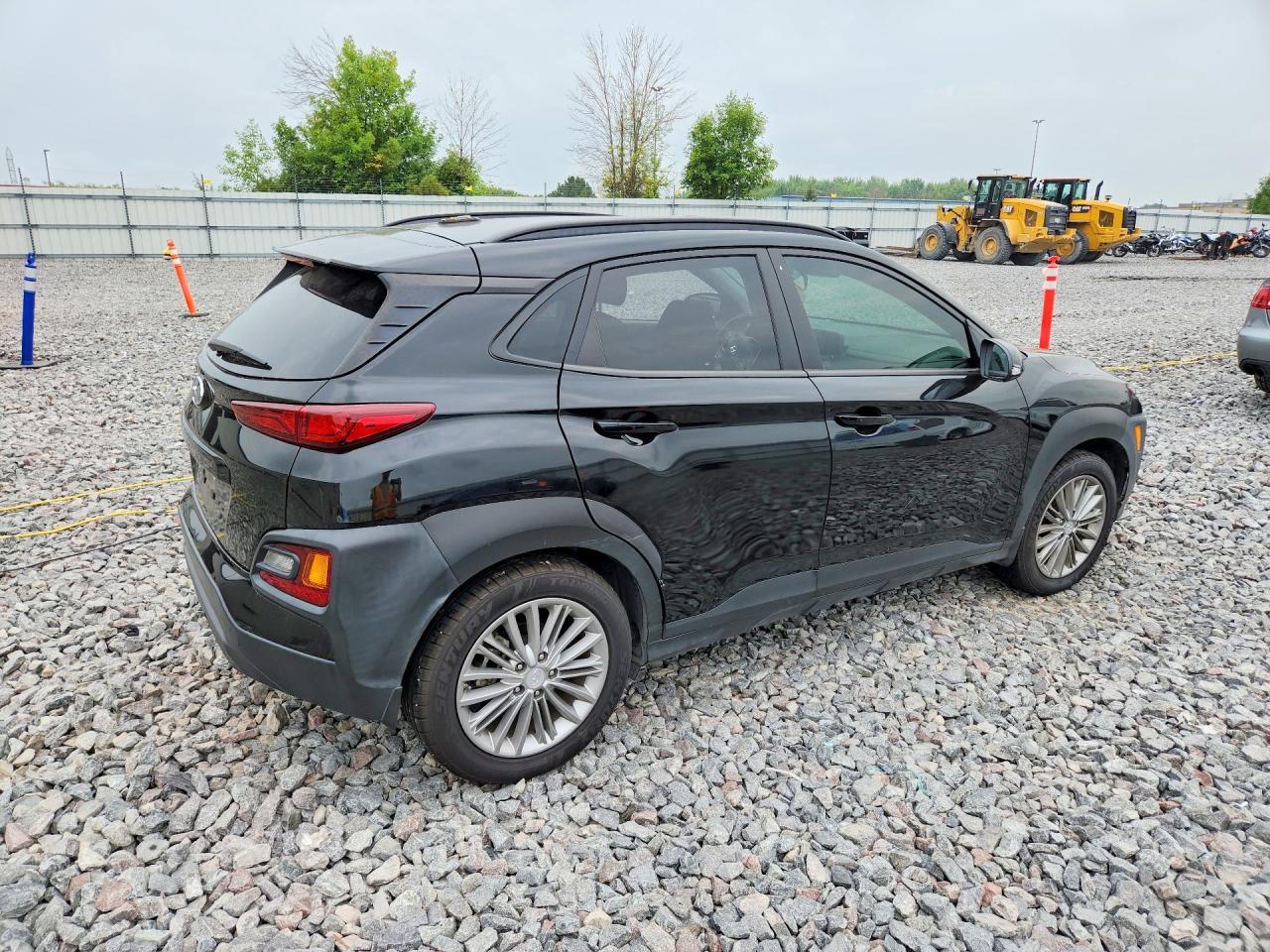 2021 HYUNDAI KONA SEL — Фото 3 из 12