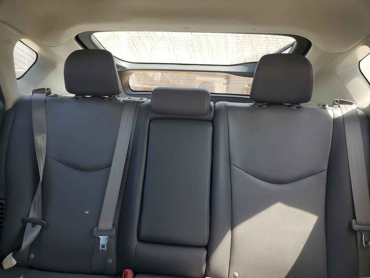 2013 TOYOTA PRIUS FOUR — Фото 10 из 13