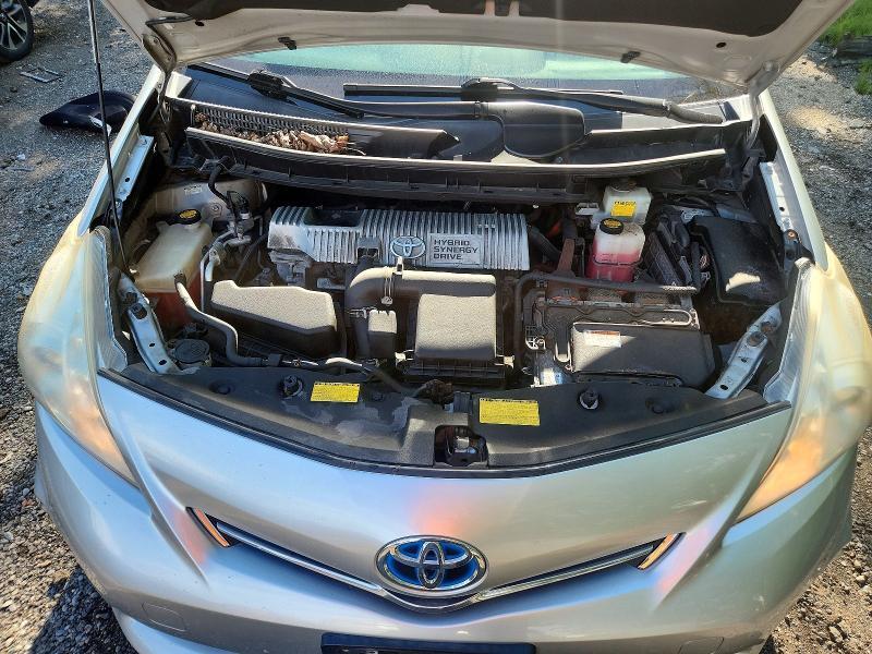 JTDZN3EU3D3229928 2013 TOYOTA PRIUS V photo no. 11