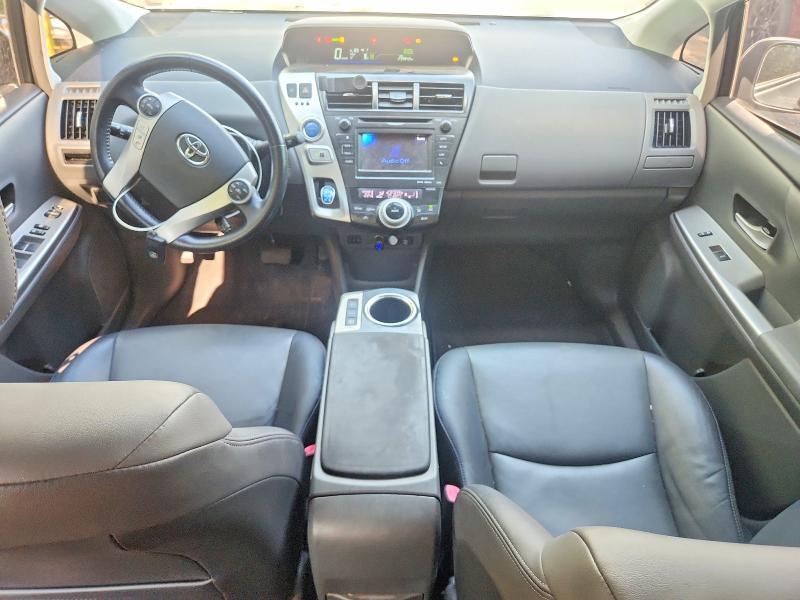 JTDZN3EU3D3229928 2013 TOYOTA PRIUS V photo no. 8