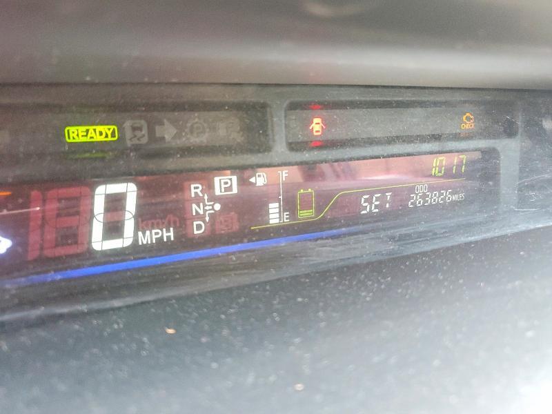 2013 TOYOTA PRIUS V TWO — Фото 9 из 12