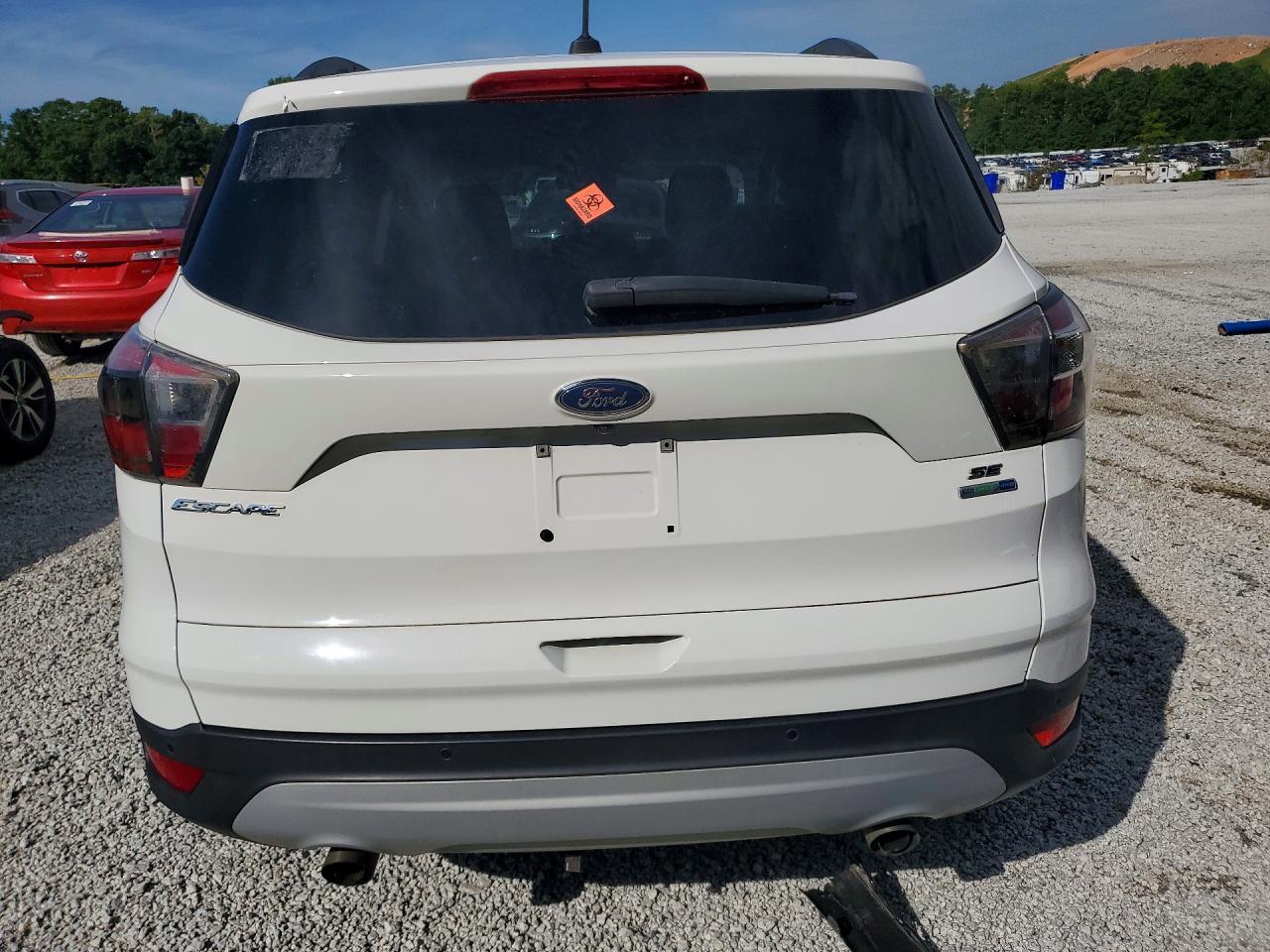 2017 FORD ESCAPE SE — Фото 6 из 13